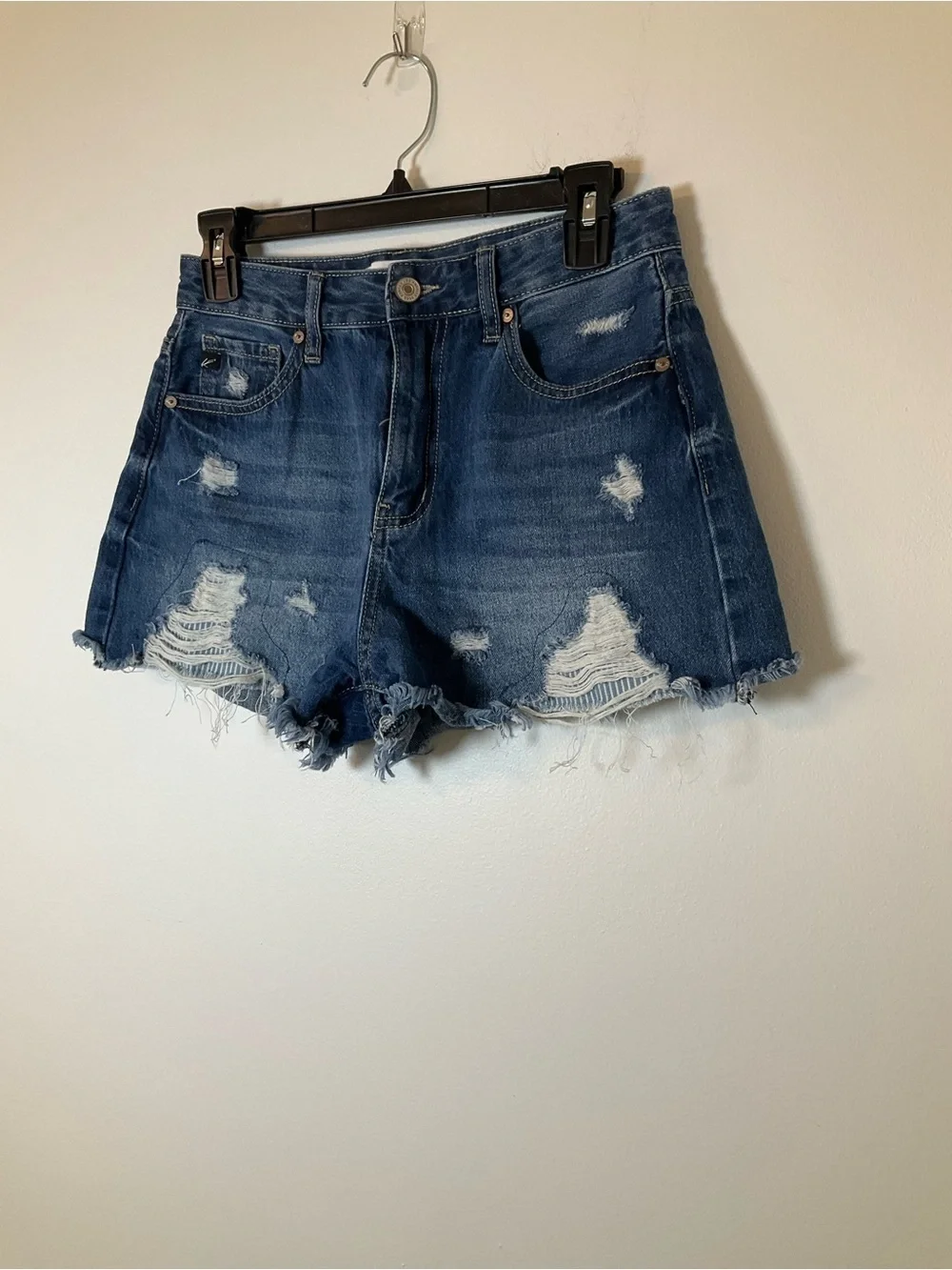 KanCan Distressed High Rise Denim Shorts Raw Hem Size 3/25 - Picture 3 of 6
